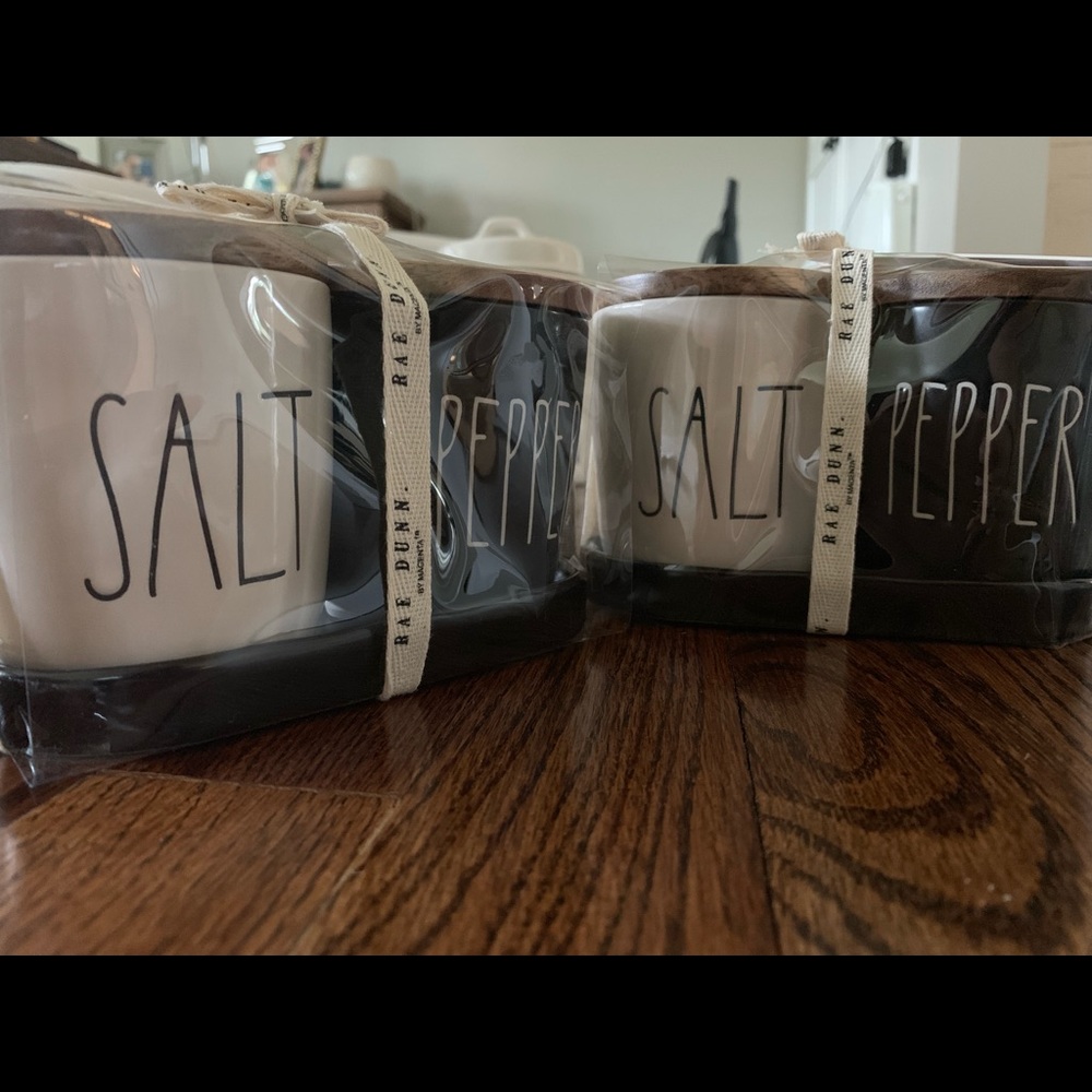 BRAND NEW Rae Dunn Salt + Pepper Cellars Set